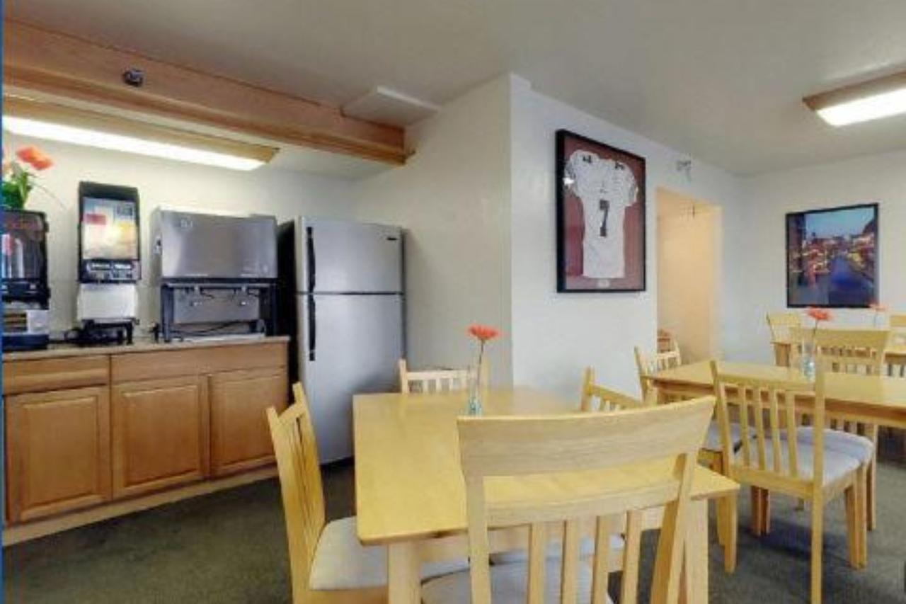 Americas Best Value Inn Oklahoma City South Ngoại thất bức ảnh